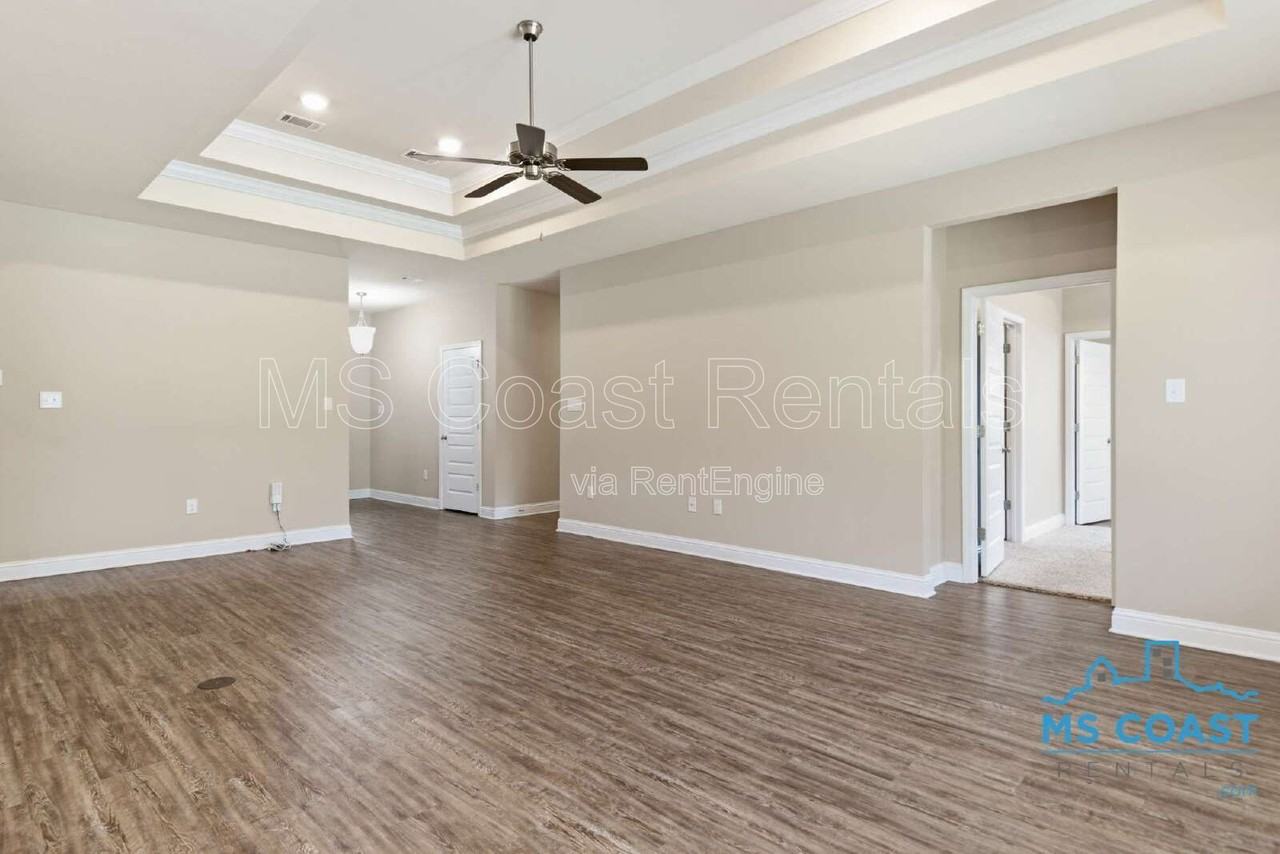 10536 Sweet Bay Dr - Photo 6 of 33