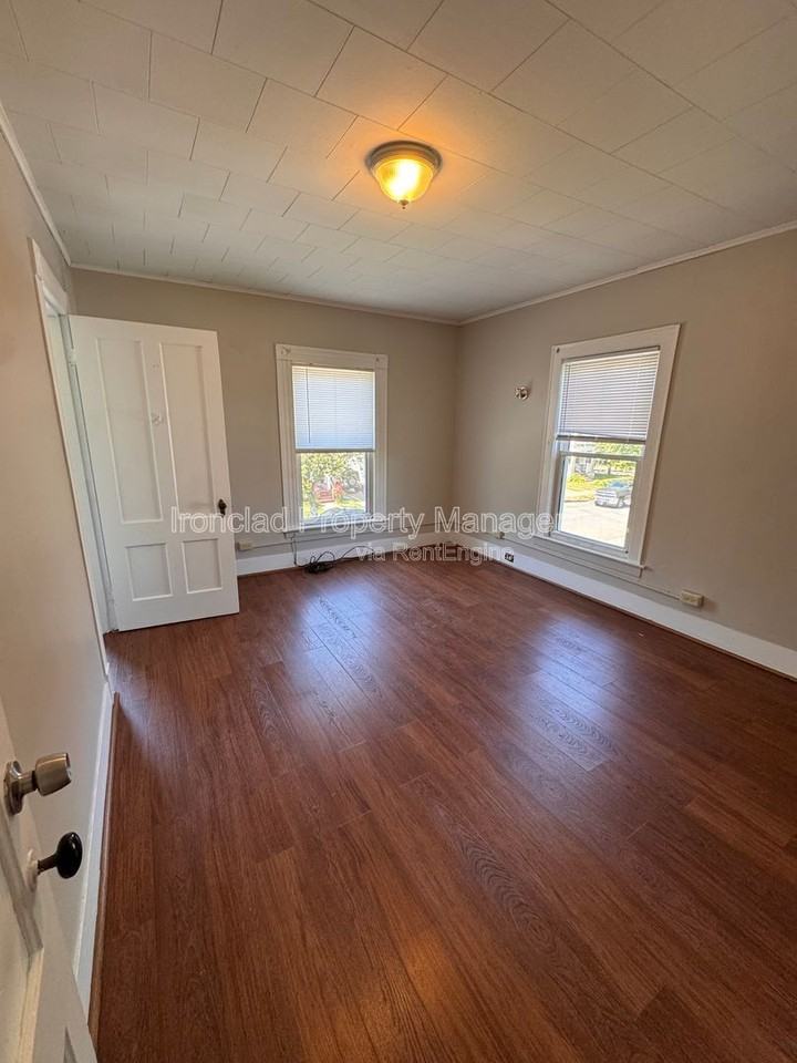 76 Church St #2 - Photo 6 of 8
