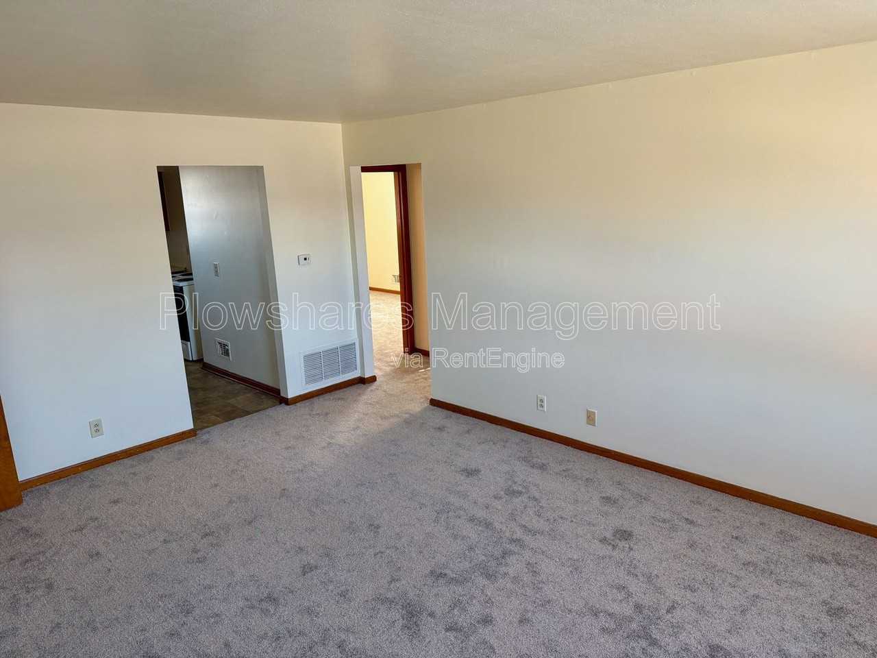 4301 Wooded Way #16 - Photo 3 of 13