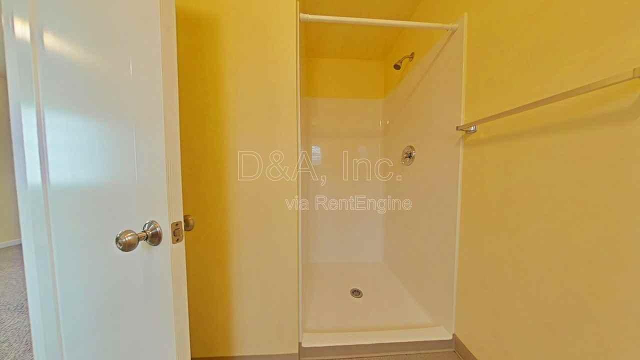 620 Nw Kings Blvd #200-4 - Photo 6 of 9