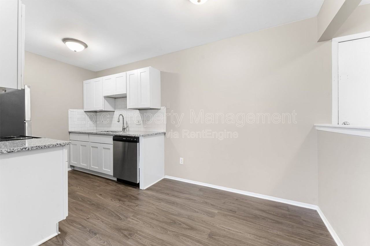 31461 Block St #301 - Photo 2 of 6