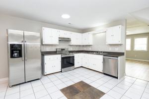 featured image of 3635 6th Ave #3639