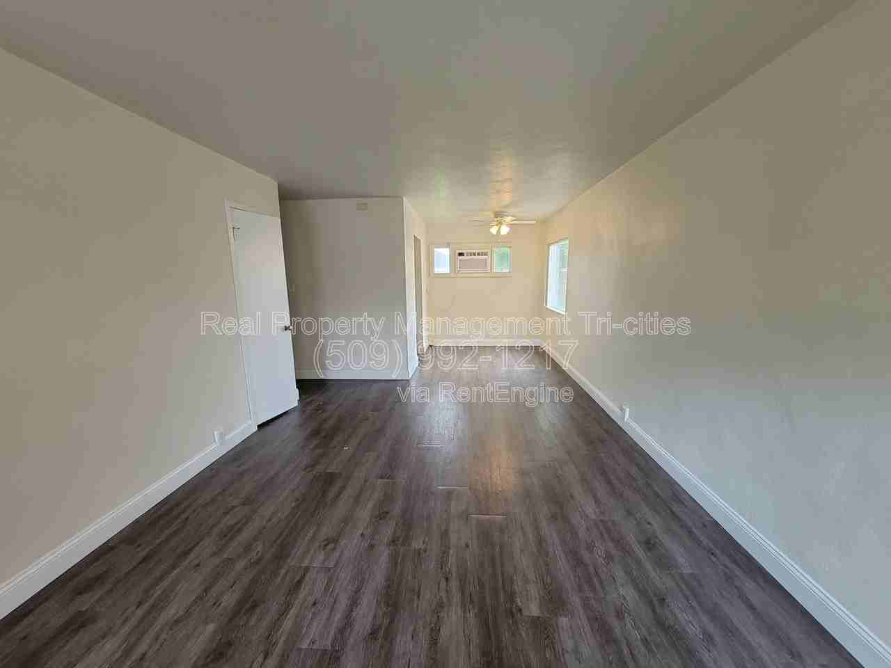 1101 W Margaret St #B - Photo 2 of 8