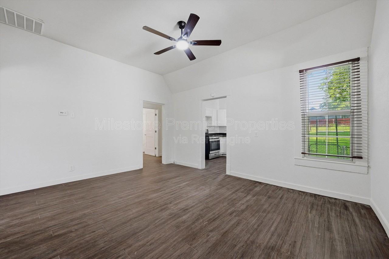 1008 W Morgan St - Photo 7 of 22