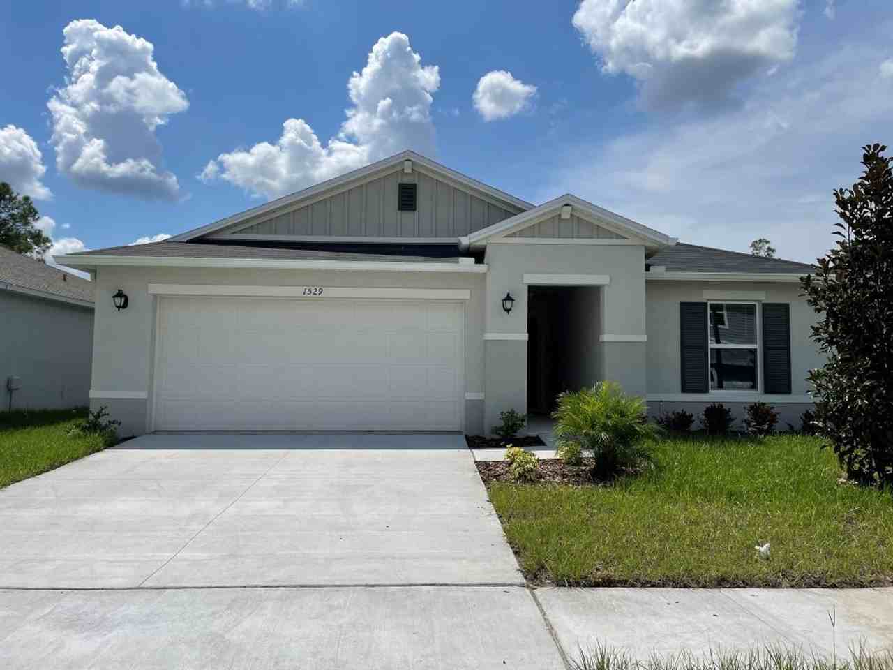 1529 Venice Ln