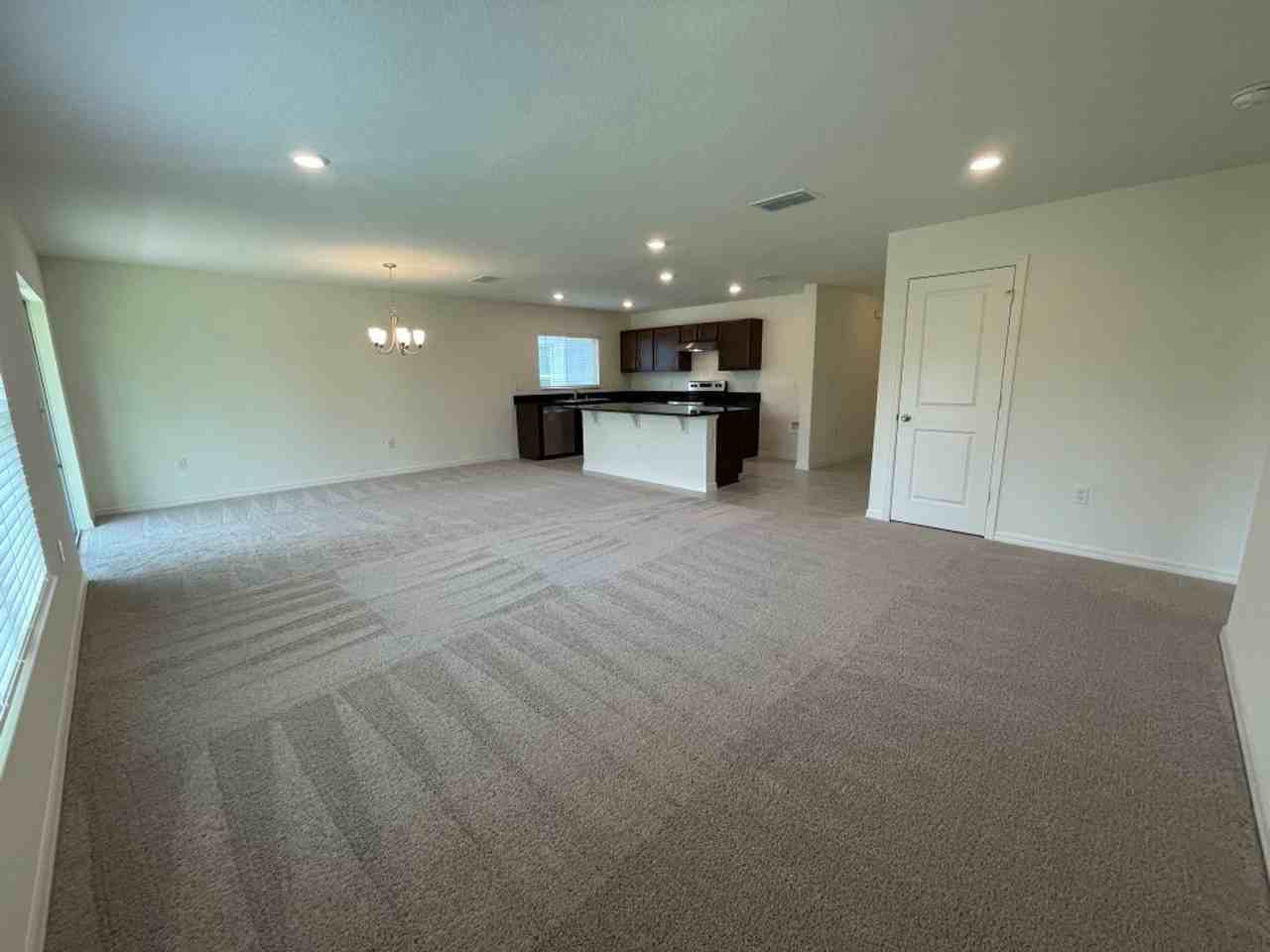 1529 Venice Ln - Photo 2 of 16