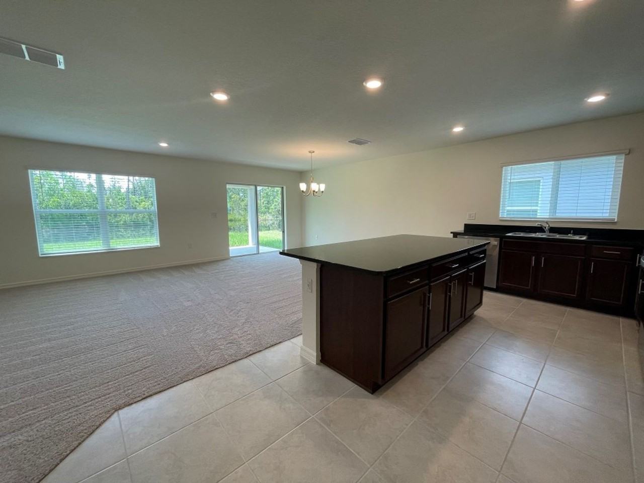 1529 Venice Ln - Photo 3 of 16
