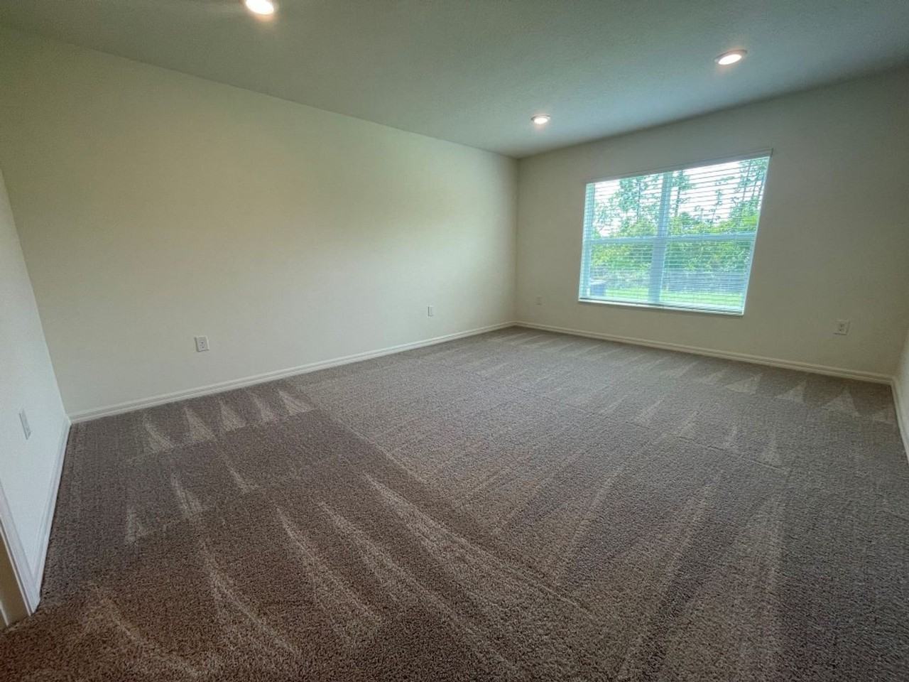 1529 Venice Ln - Photo 6 of 16