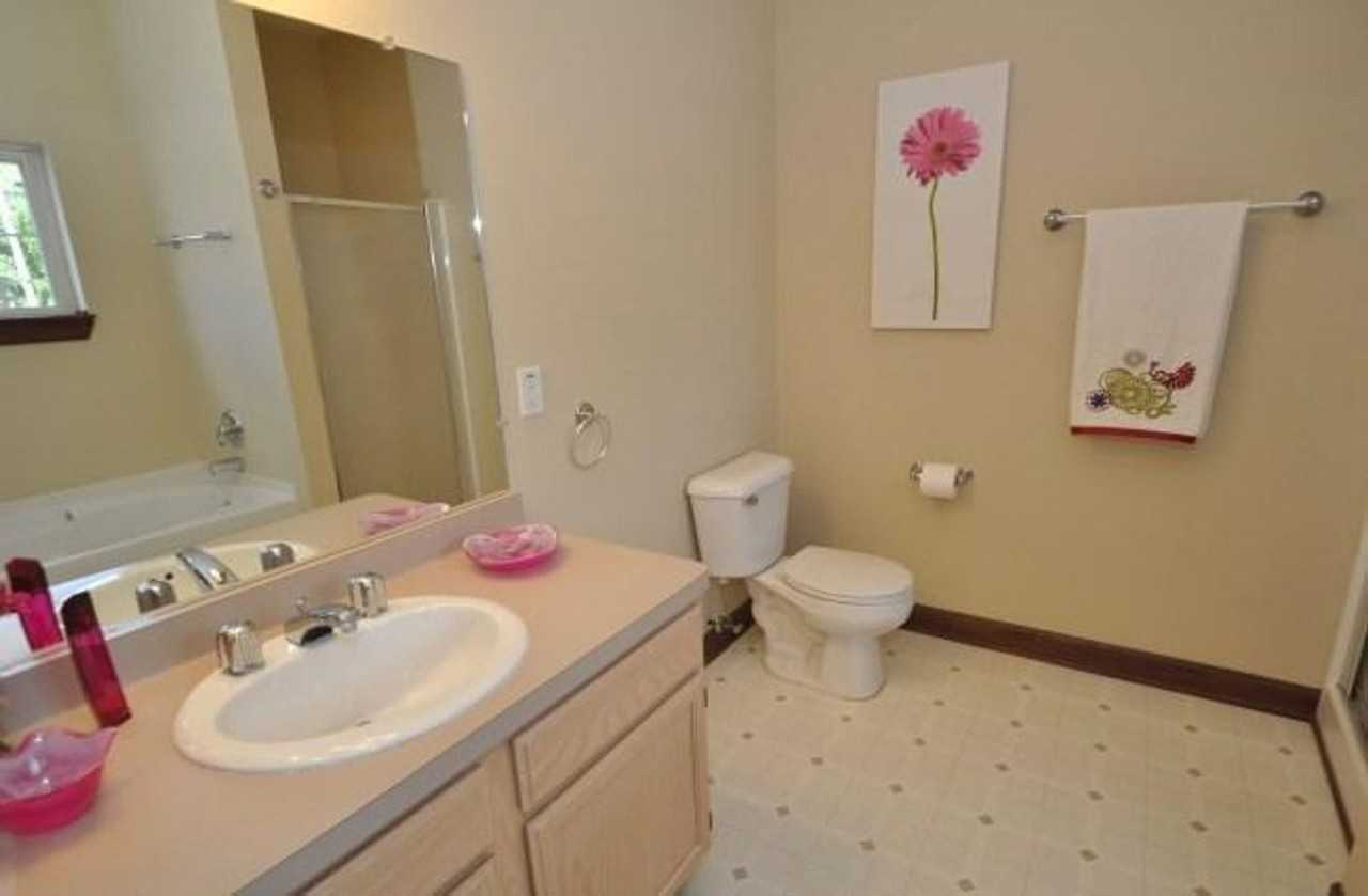 7224 W State St #2C - Photo 5 of 9