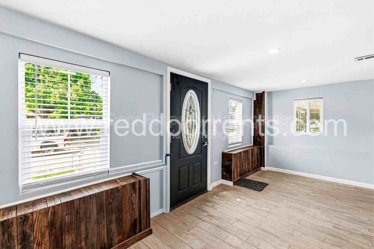 2320 Spann Ave - Photo 7 of 25