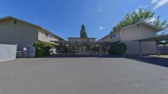 108 Ne Conifer Blvd #3 - Photo 1 of 1