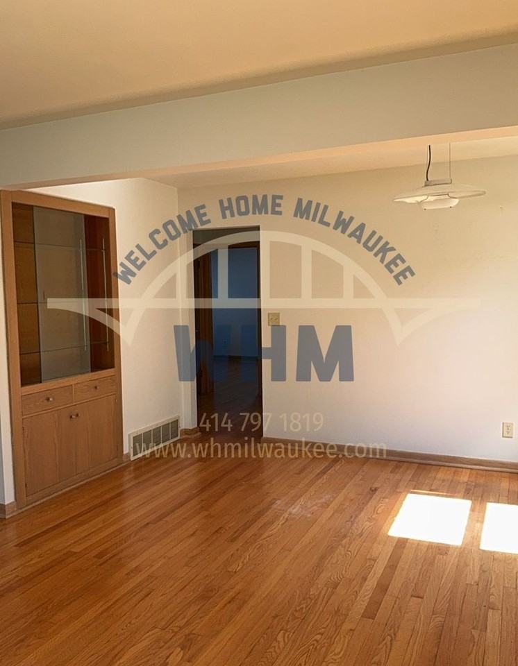7313 Harwood Ave - Photo 4 of 18