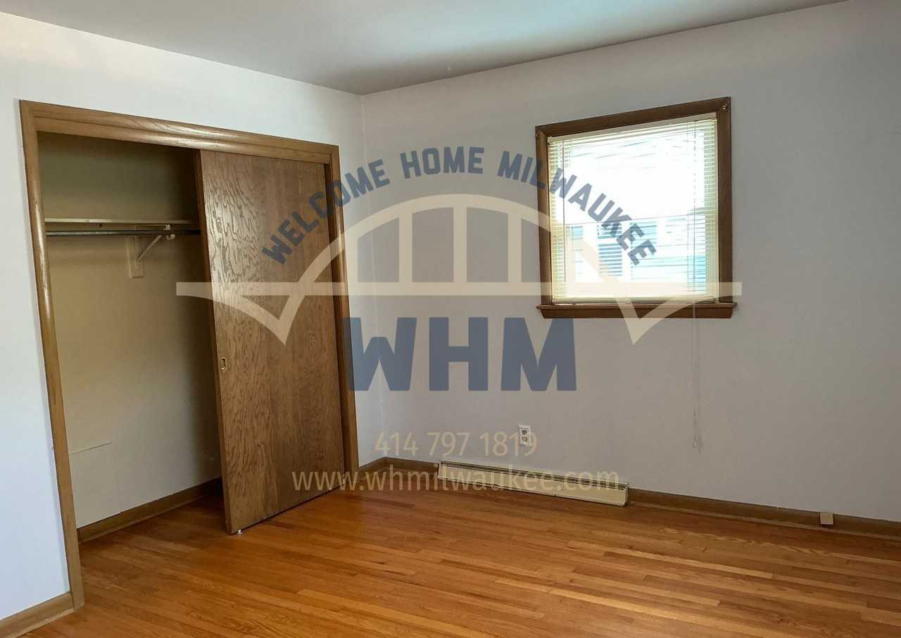 7313 Harwood Ave - Photo 6 of 18