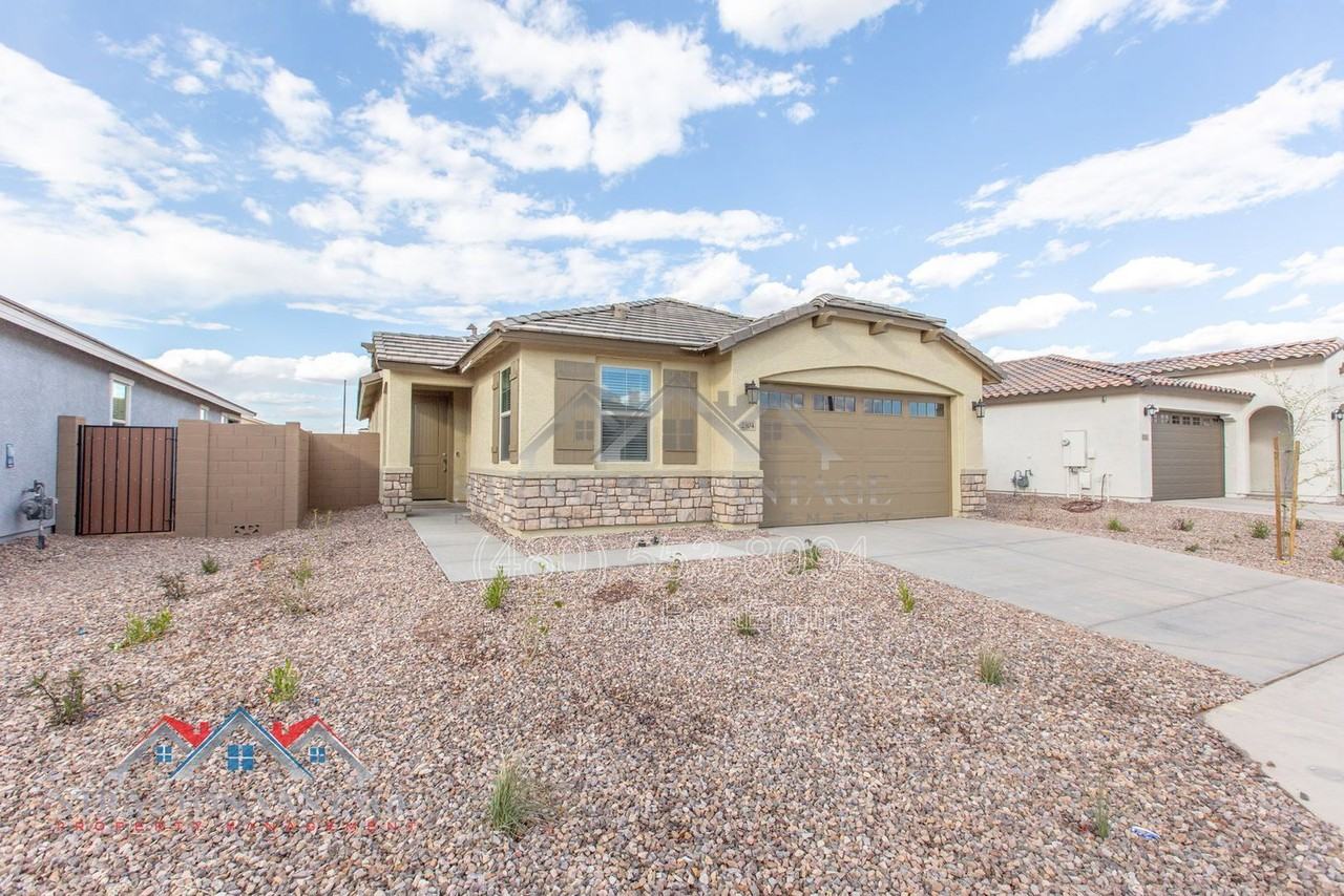 2304 E Kelly Dr - Photo 4 of 50