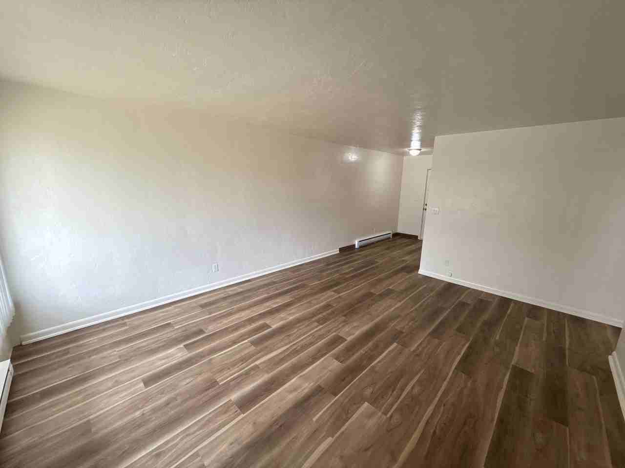 1835 Beach Ave Ne #08 - Photo 5 of 15