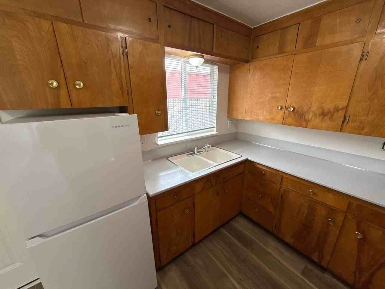 1835 Beach Ave Ne #08 - Photo 7 of 15