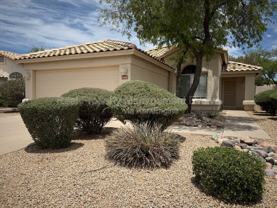 6814 W Louise Dr - Photo 1 of 1
