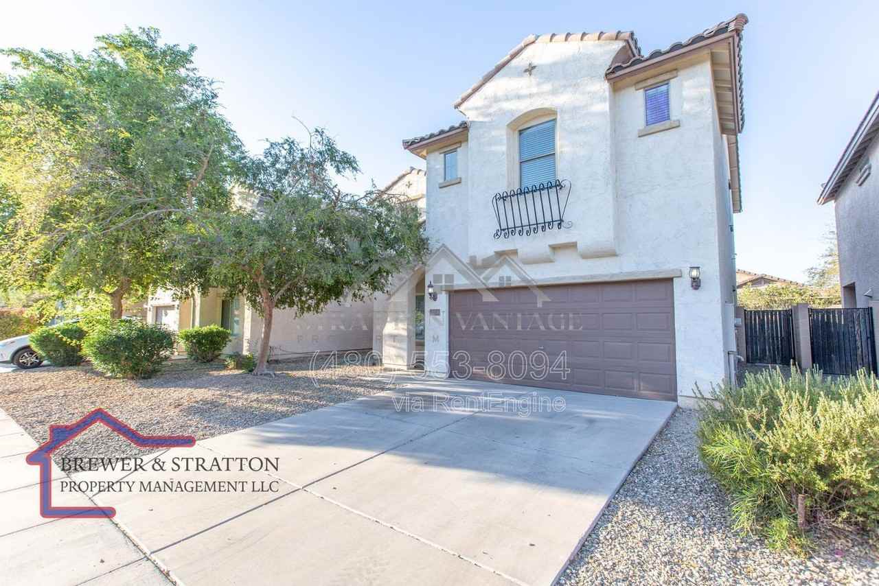 5816 W Gwen St - Photo 3 of 47
