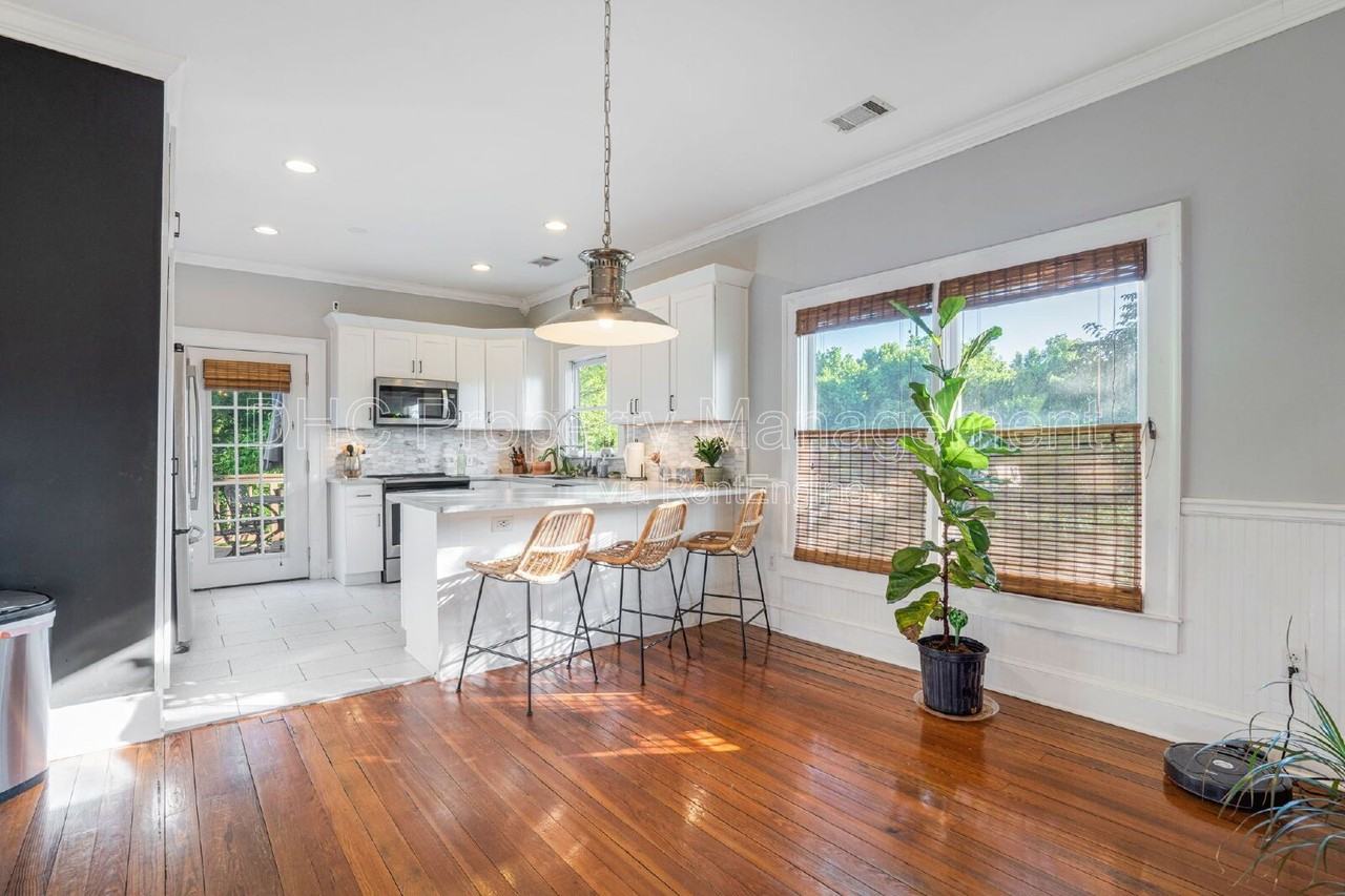 10 Smith St Nw - Photo 3 of 10