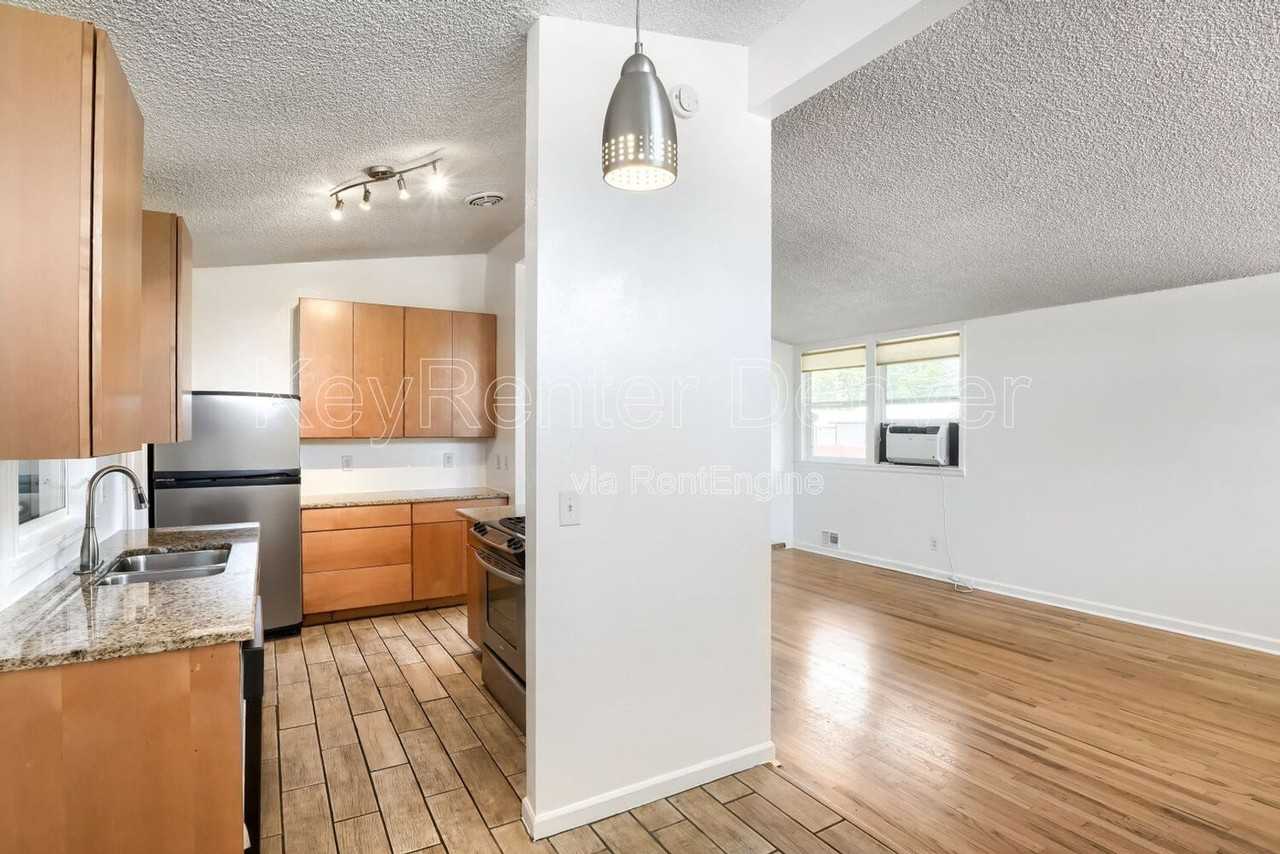 1907 S Vrain St - Photo 4 of 12