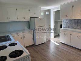 featured image of 14 Ellis Dr