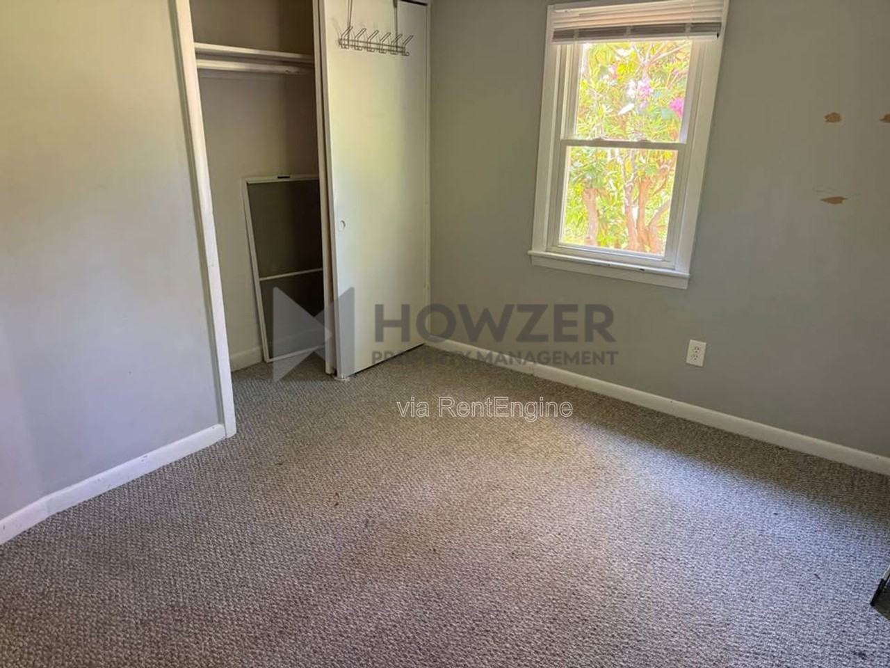 14 Ellis Dr - Photo 7 of 15