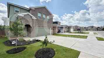 featured image of 114 Maravillas Bnd