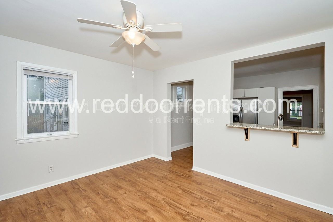 4704 N College Ave - Photo 5 of 28