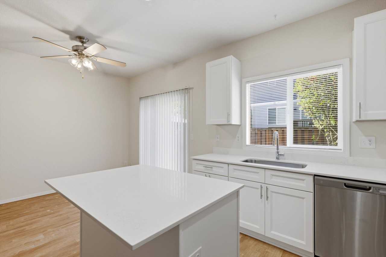 Bryant Street Townhomes - Photo 4 of 27