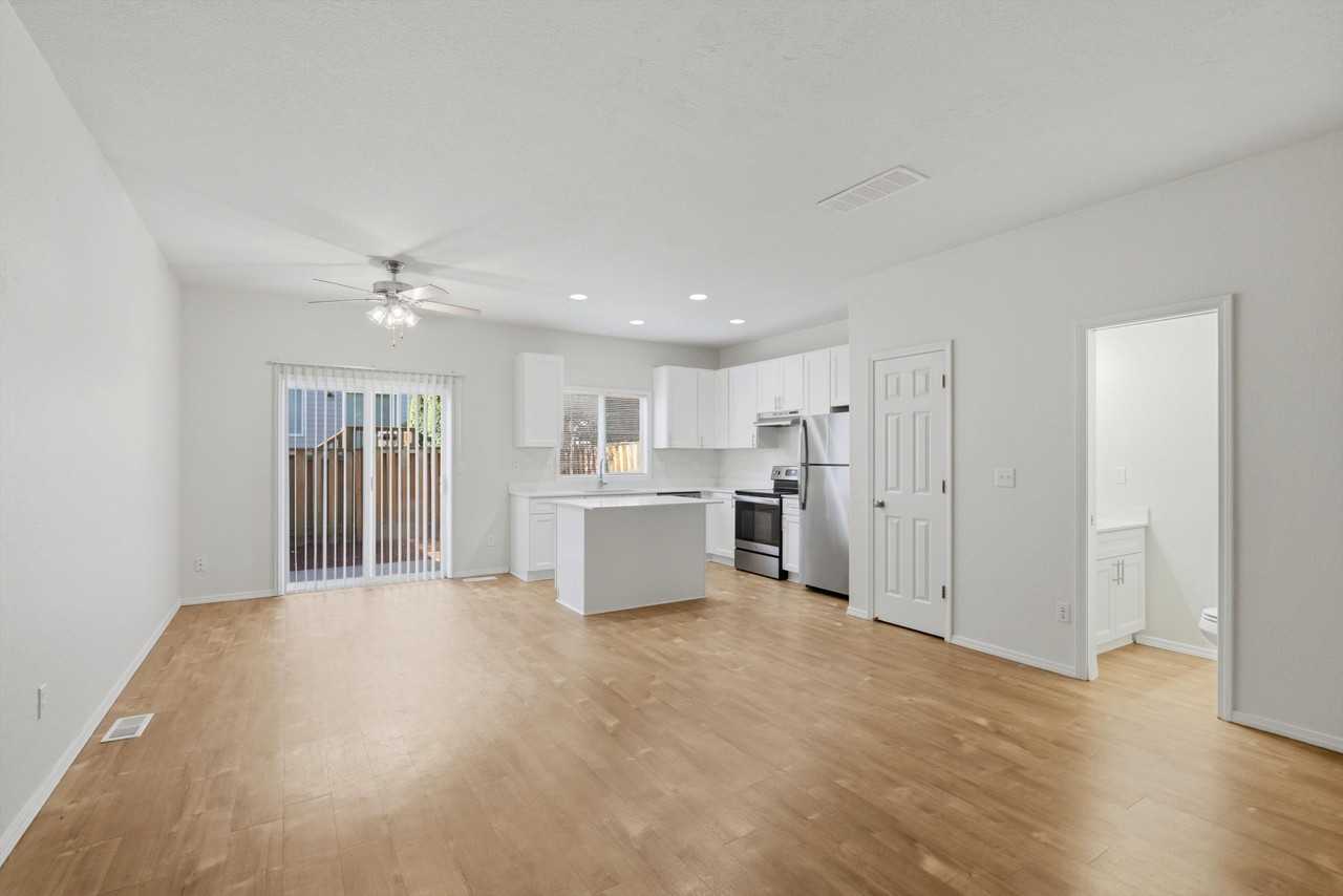 Bryant Street Townhomes - Photo 5 of 27
