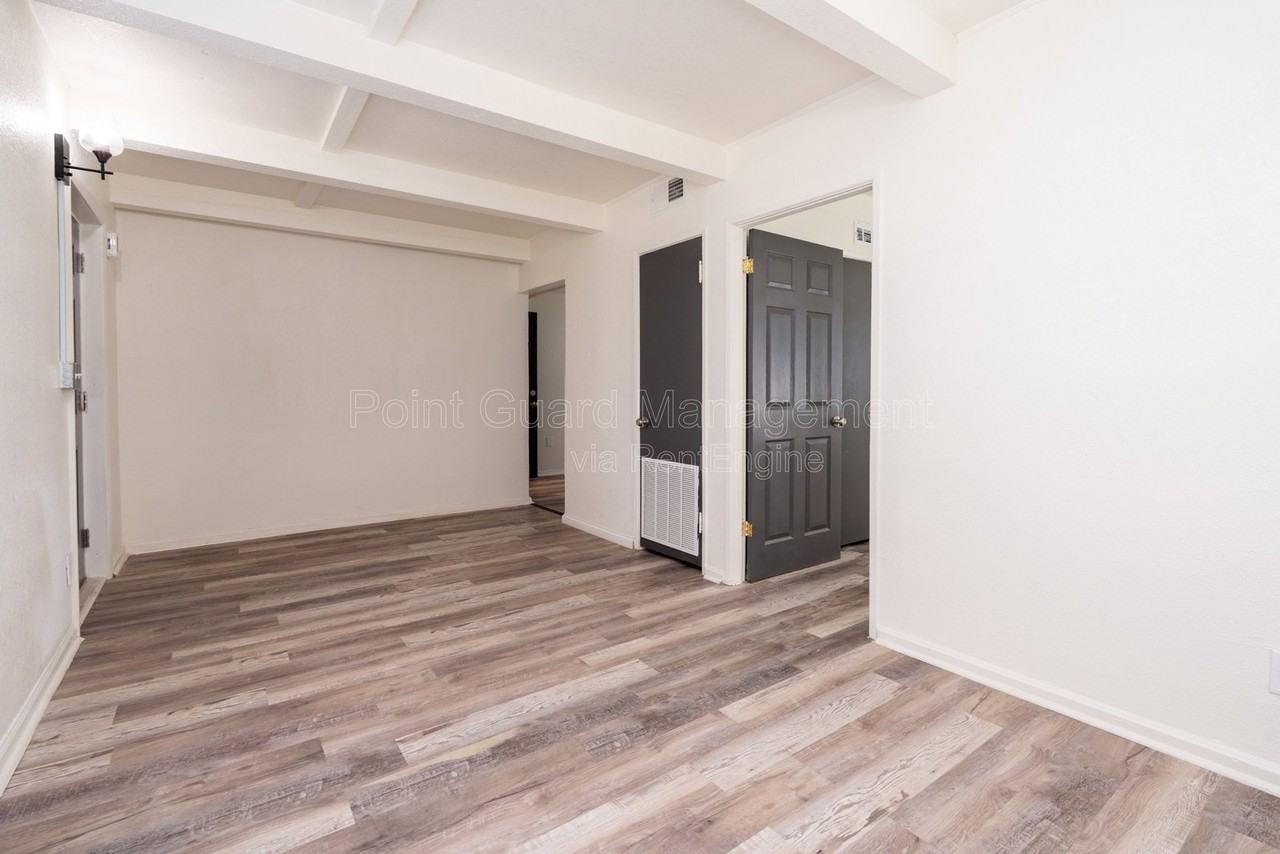 1335 W Dora Ave #1335 - Photo 5 of 30