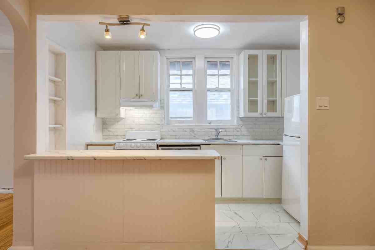 20 Acacia Rd - Photo 2 of 20