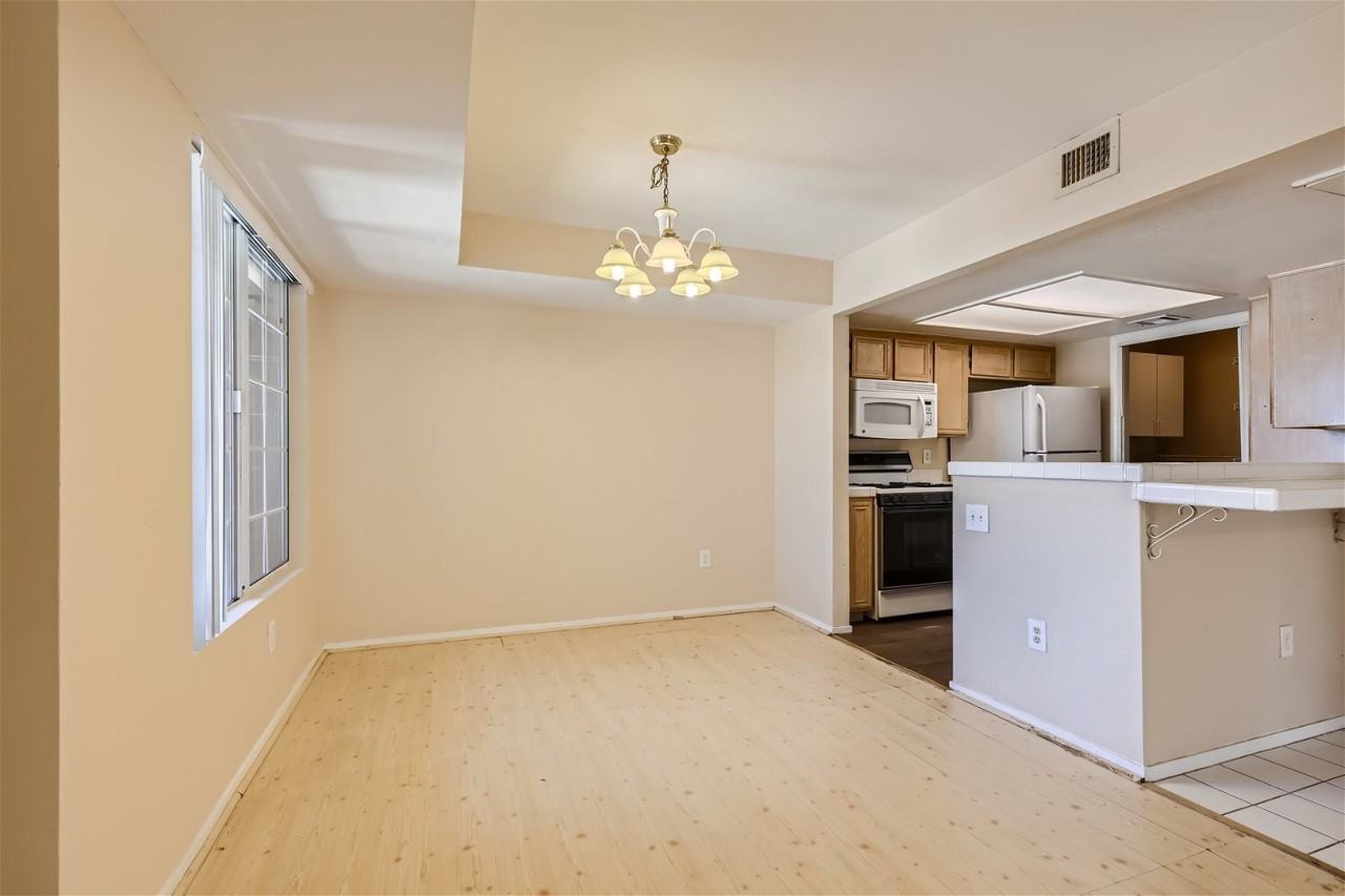 1909 Mountain Hills Ct #1 - Photo 4 of 50