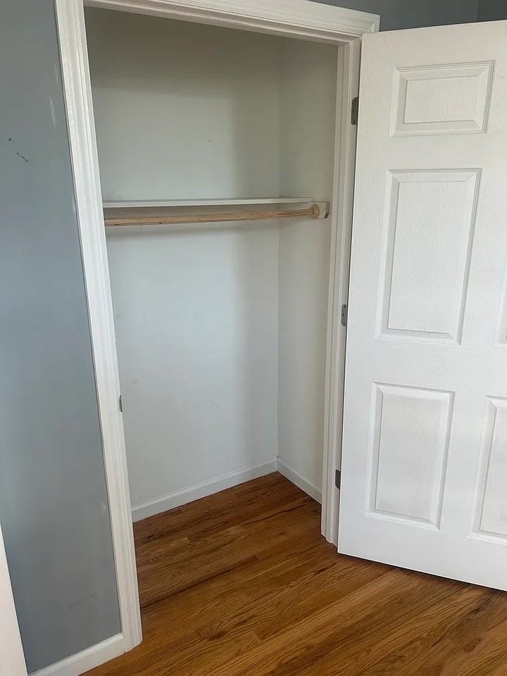 231 Dayton Ave #8 - Photo 7 of 10