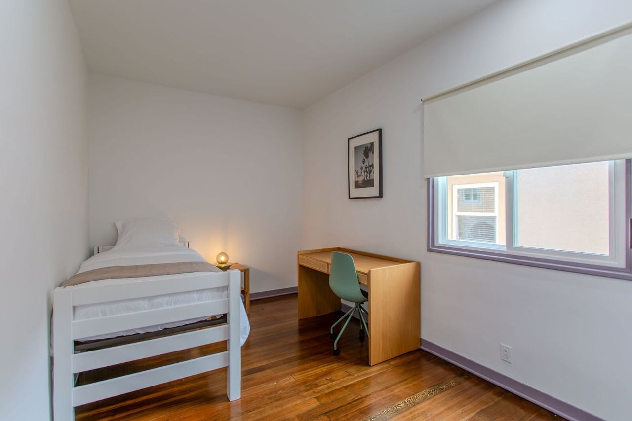 624 Hilgard Ave #255 - Photo 7 of 15