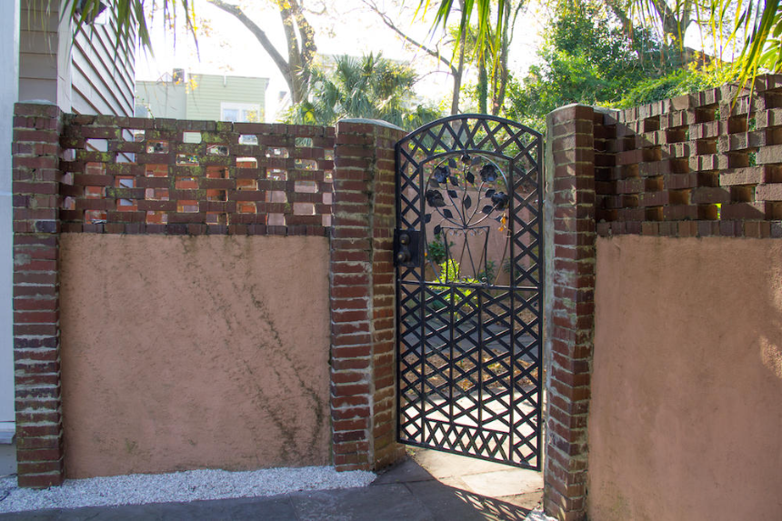 9 Montagu Ct - Photo 3 of 15