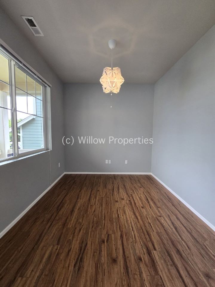 2014 198th St E - Photo 5 of 14