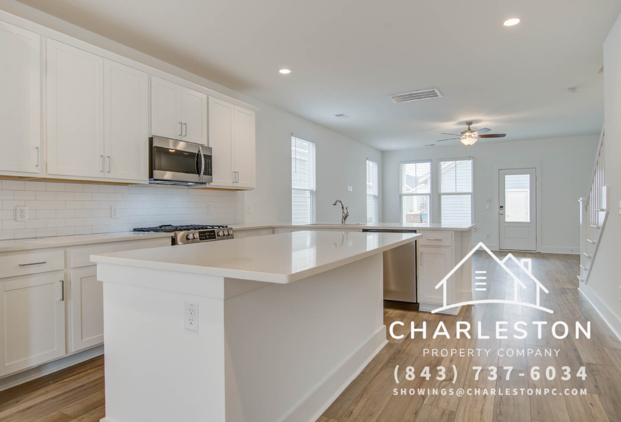234 Symphony Ave - Photo 3 of 25