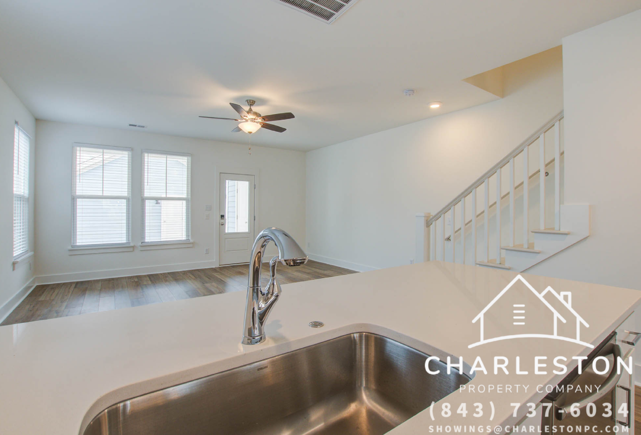 234 Symphony Ave - Photo 7 of 25