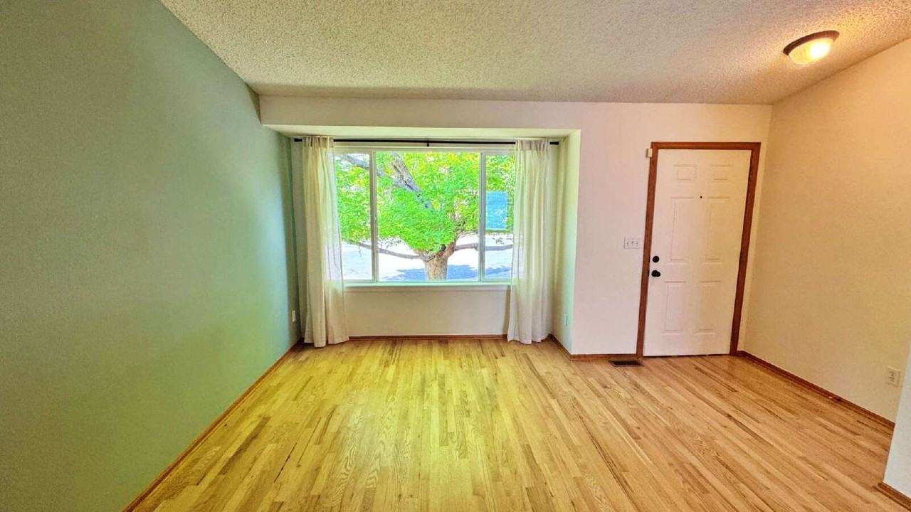 5770 W 115th Ct - Photo 3 of 30