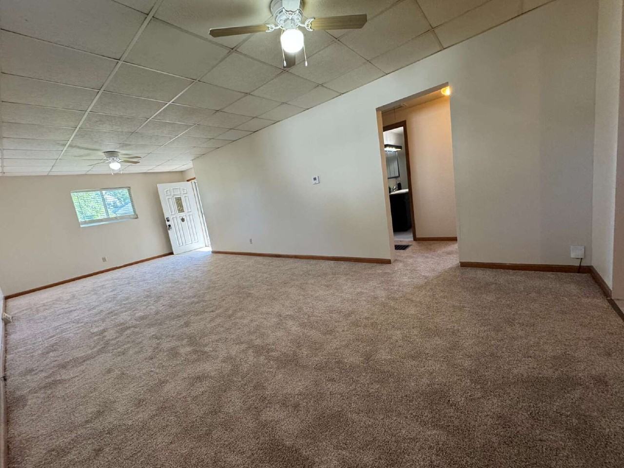 2160 E Reservoir St - Photo 4 of 15