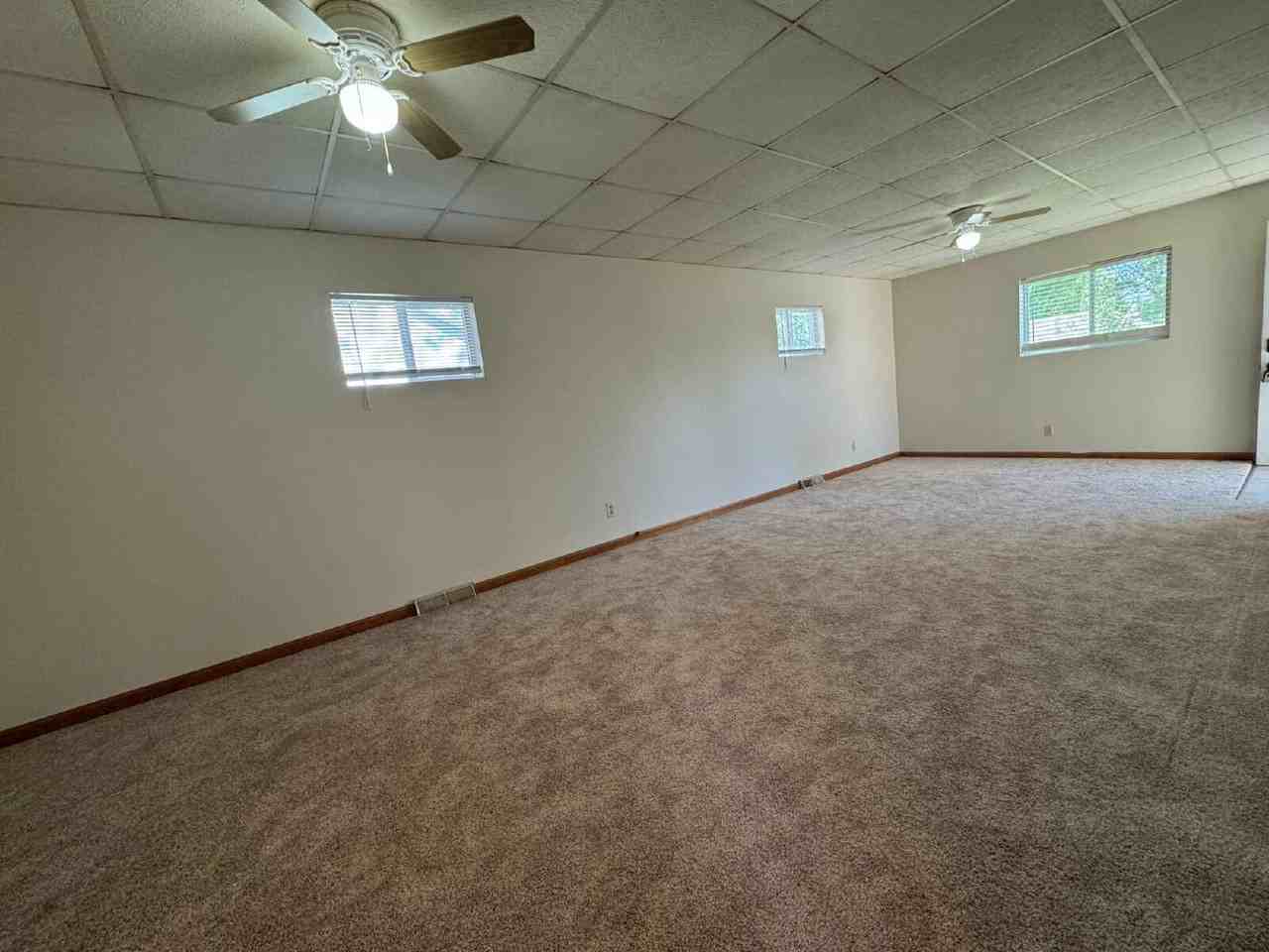 2160 E Reservoir St - Photo 5 of 15
