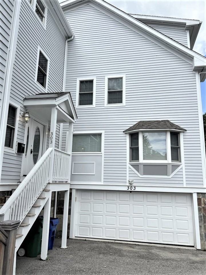 303 Cabot St - Photo 2 of 40