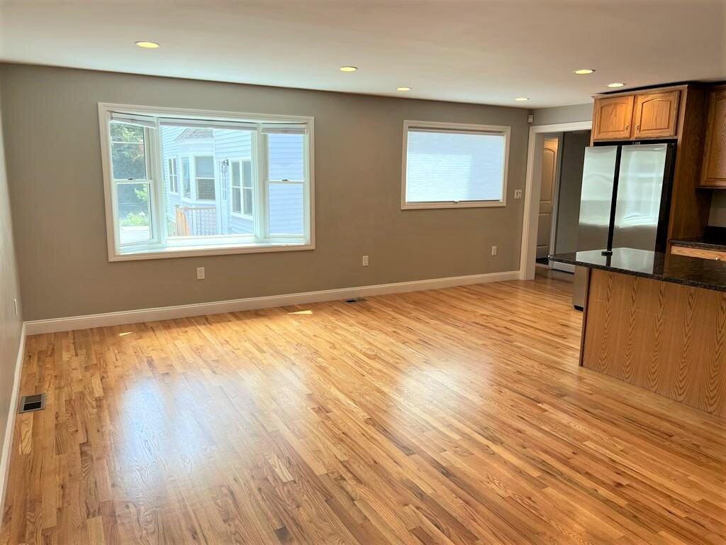 303 Cabot St - Photo 7 of 40