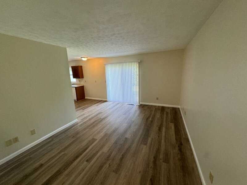 1580 Cheshire Rd - Photo 2 of 11