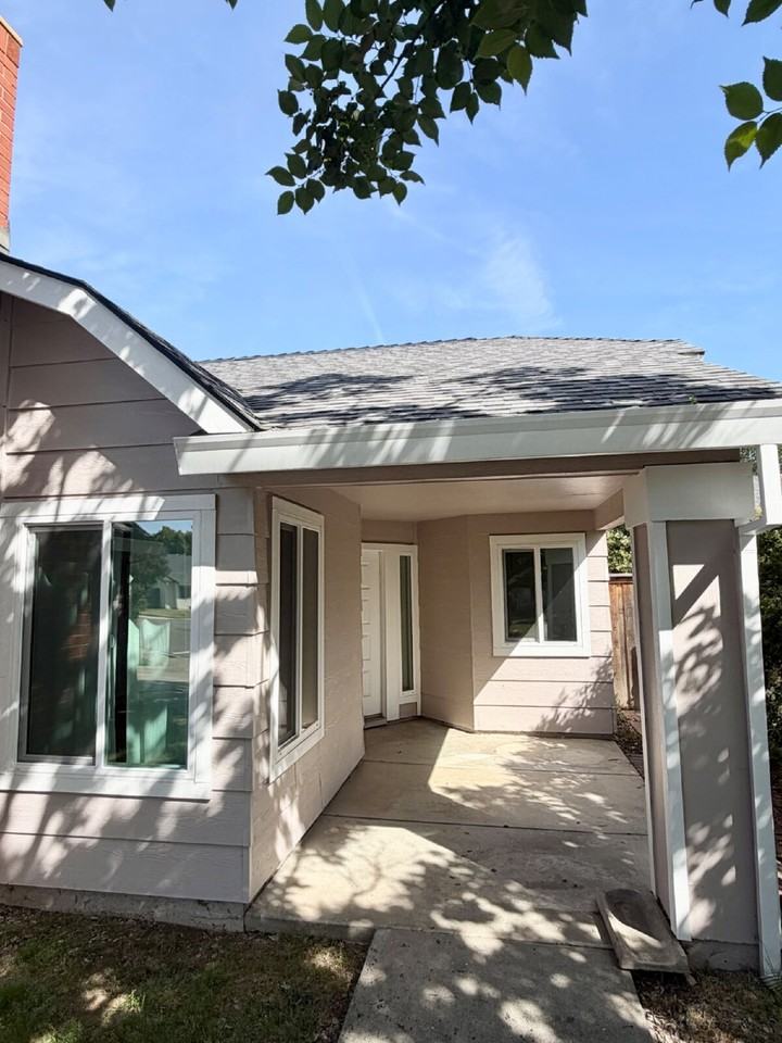 7901 Brockwood Way - Photo 3 of 15