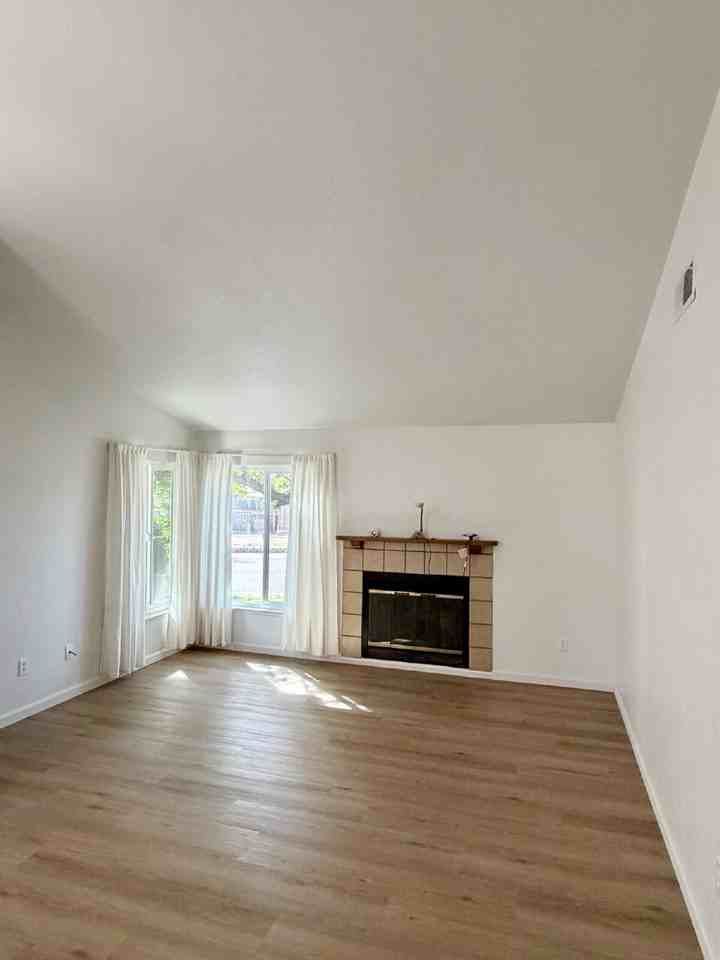 7901 Brockwood Way - Photo 6 of 15