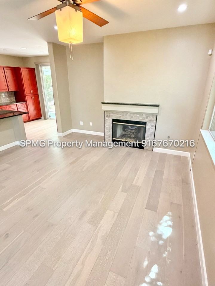 609 Granada Pass Dr - Photo 5 of 50