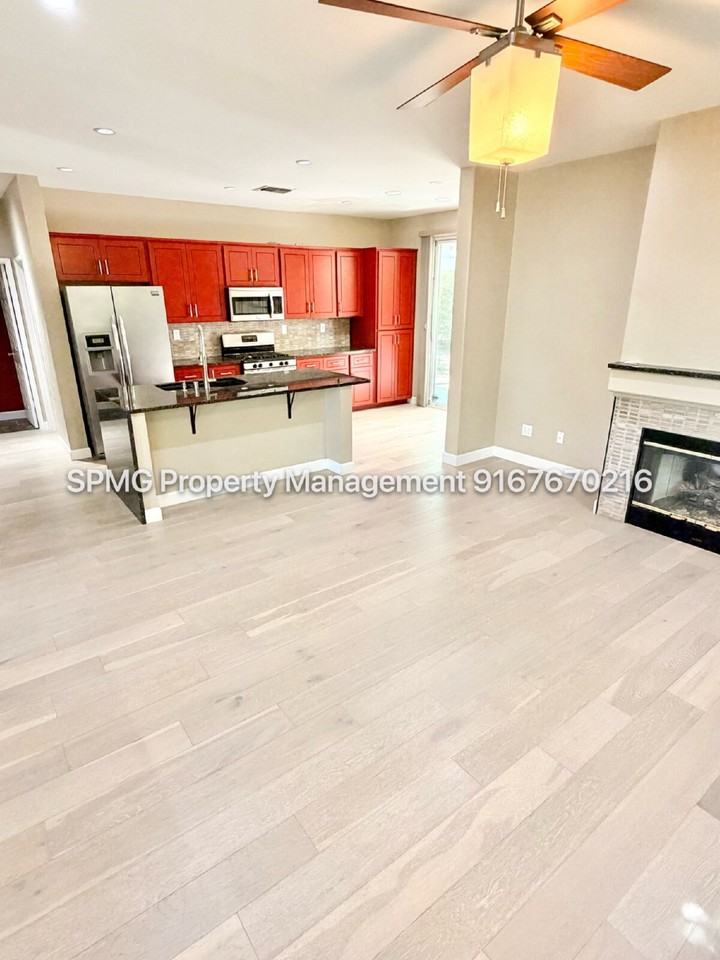 609 Granada Pass Dr - Photo 7 of 50