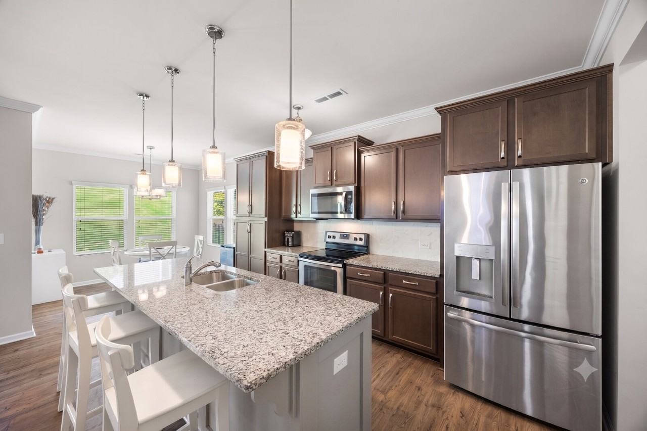 2316 Celandine Way - Photo 6 of 39